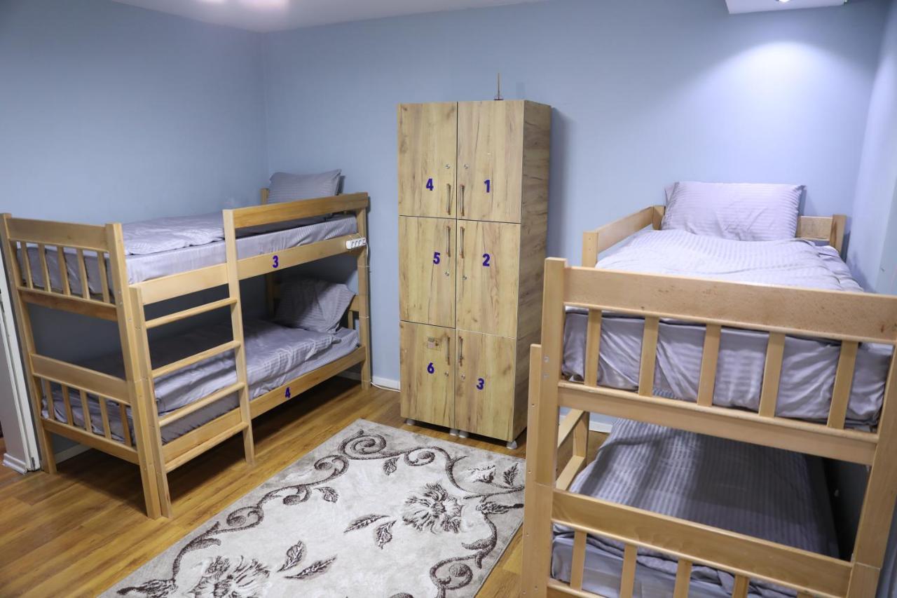 City Park Hostel Prisztina Zewnętrze zdjęcie