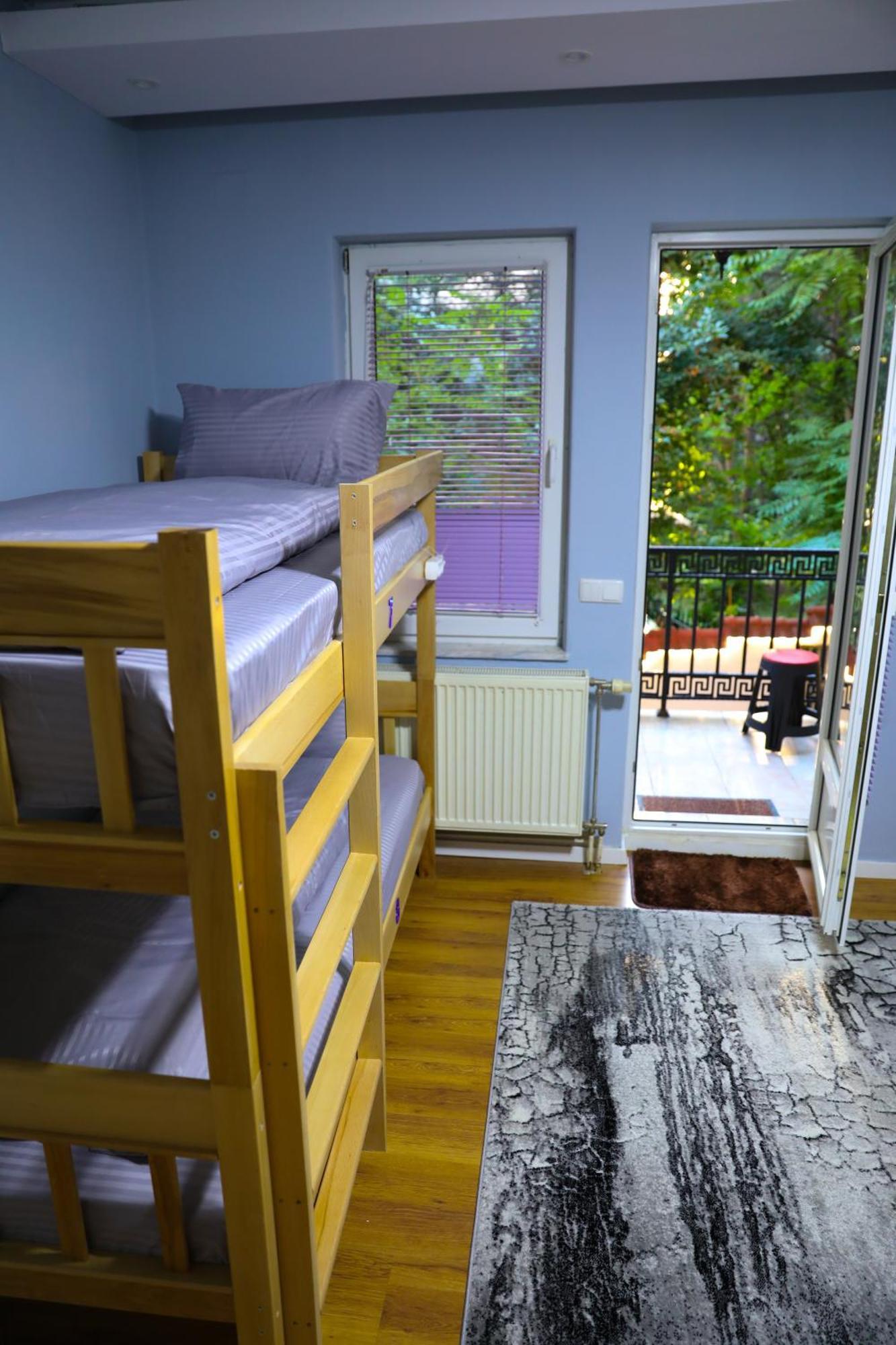 City Park Hostel Prisztina Zewnętrze zdjęcie